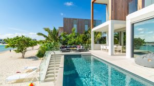 ©South Bank | Residences | Lagoon Villas | Private pool looking over The Lagoon